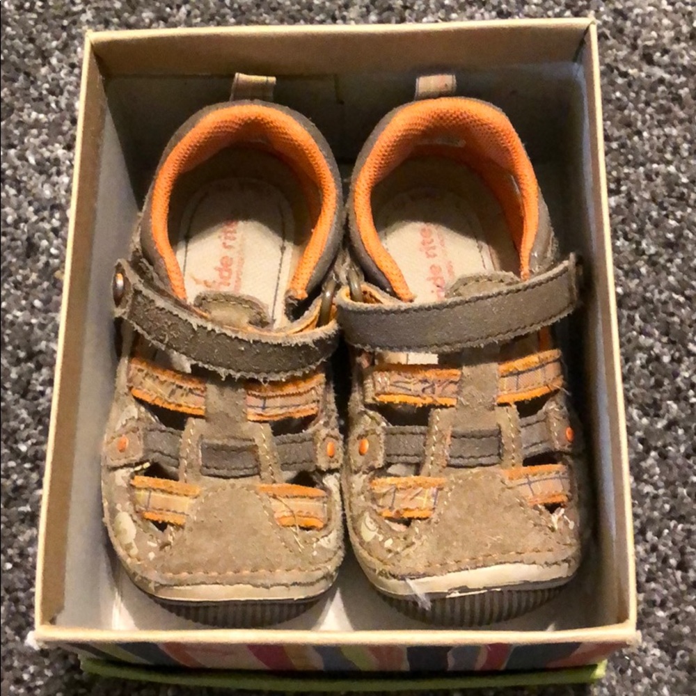 GUC Stride Rite Baby/Toddler sandals